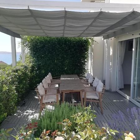 House Natali 70M From The Beach - Free Ev Top Up Rtina Exterior foto