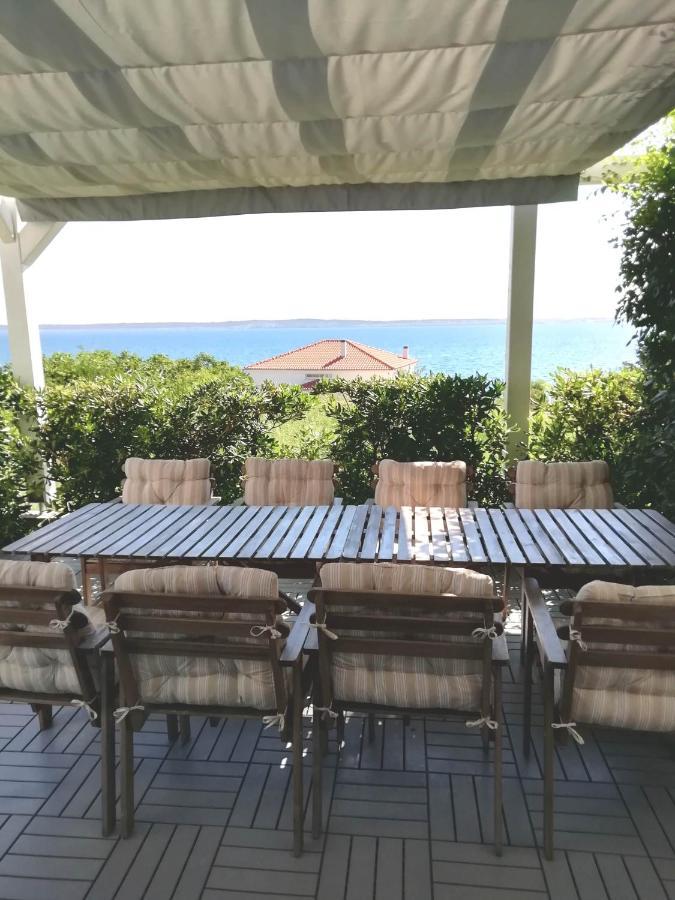 House Natali 70M From The Beach - Free Ev Top Up Rtina Exterior foto