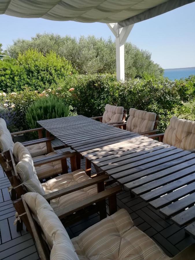 House Natali 70M From The Beach - Free Ev Top Up Rtina Exterior foto