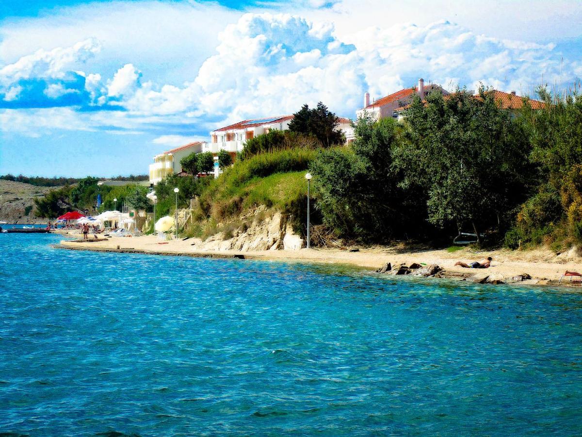 House Natali 70M From The Beach - Free Ev Top Up Rtina Exterior foto